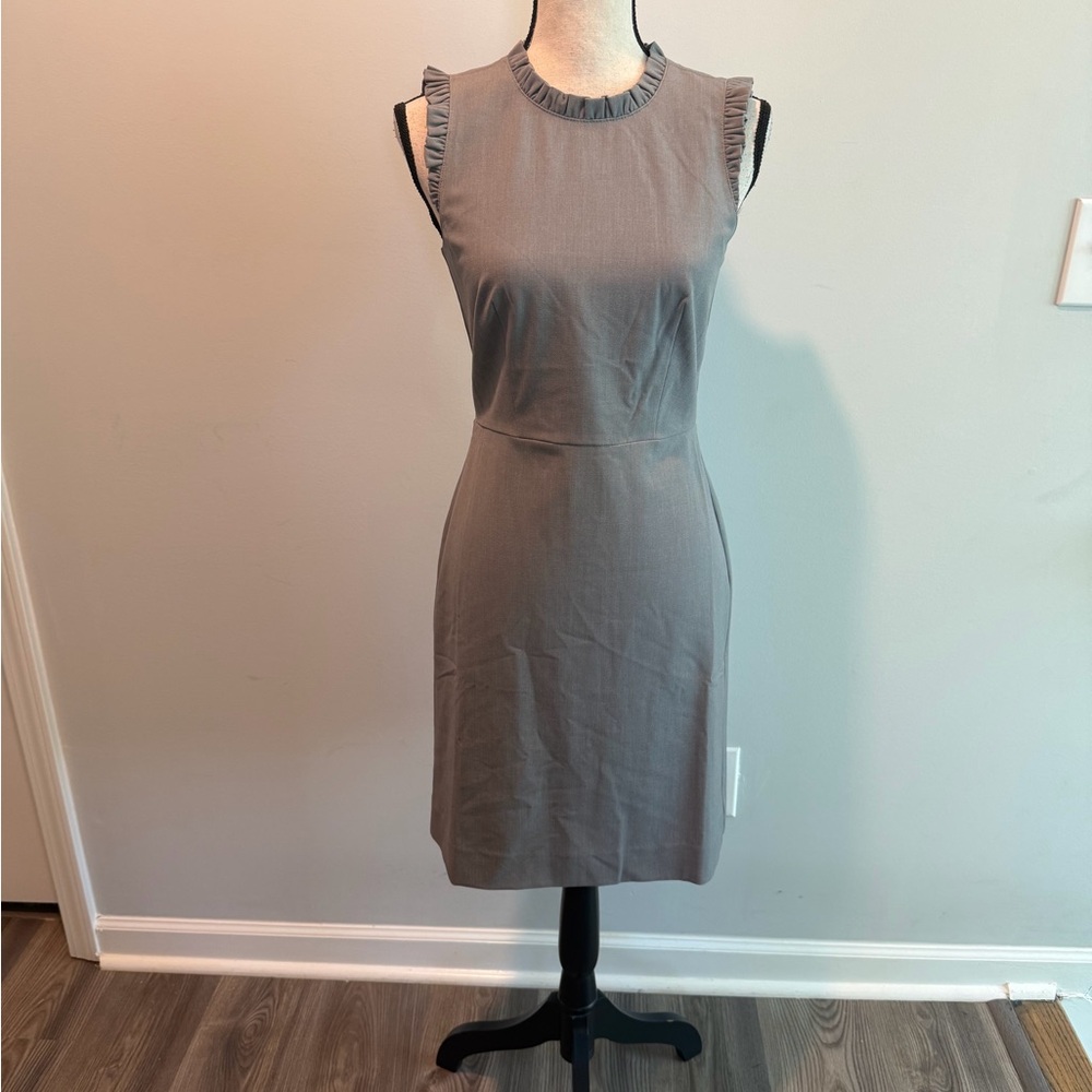 J Crew Ruffleneck Gray Sheath Dress Women’s size 0 NWT $98 Career Business